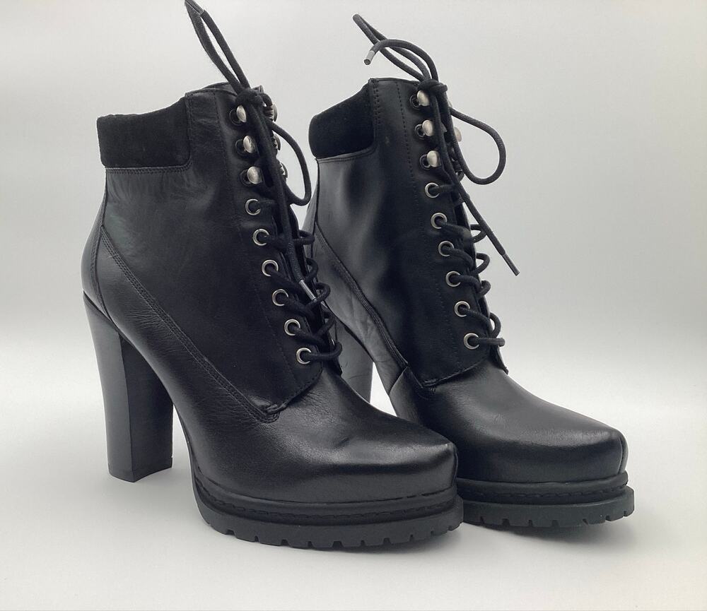 BCBGeneration Martins Black High‎ Heel Combat Booties Lug Sole Ankle Boots sz 9